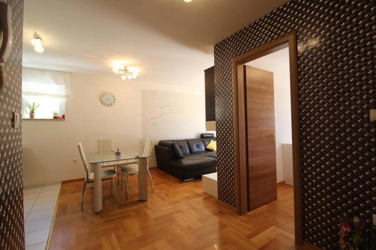 Macadamia Apartment With Garage Parking Split 0*,  Croatia